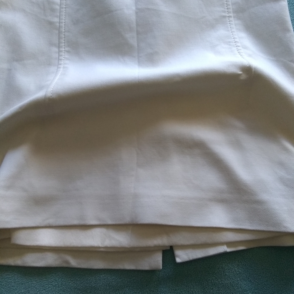 Christian Dior Boutique White Pencil  Skirt size 4. - Picture 4 of 12